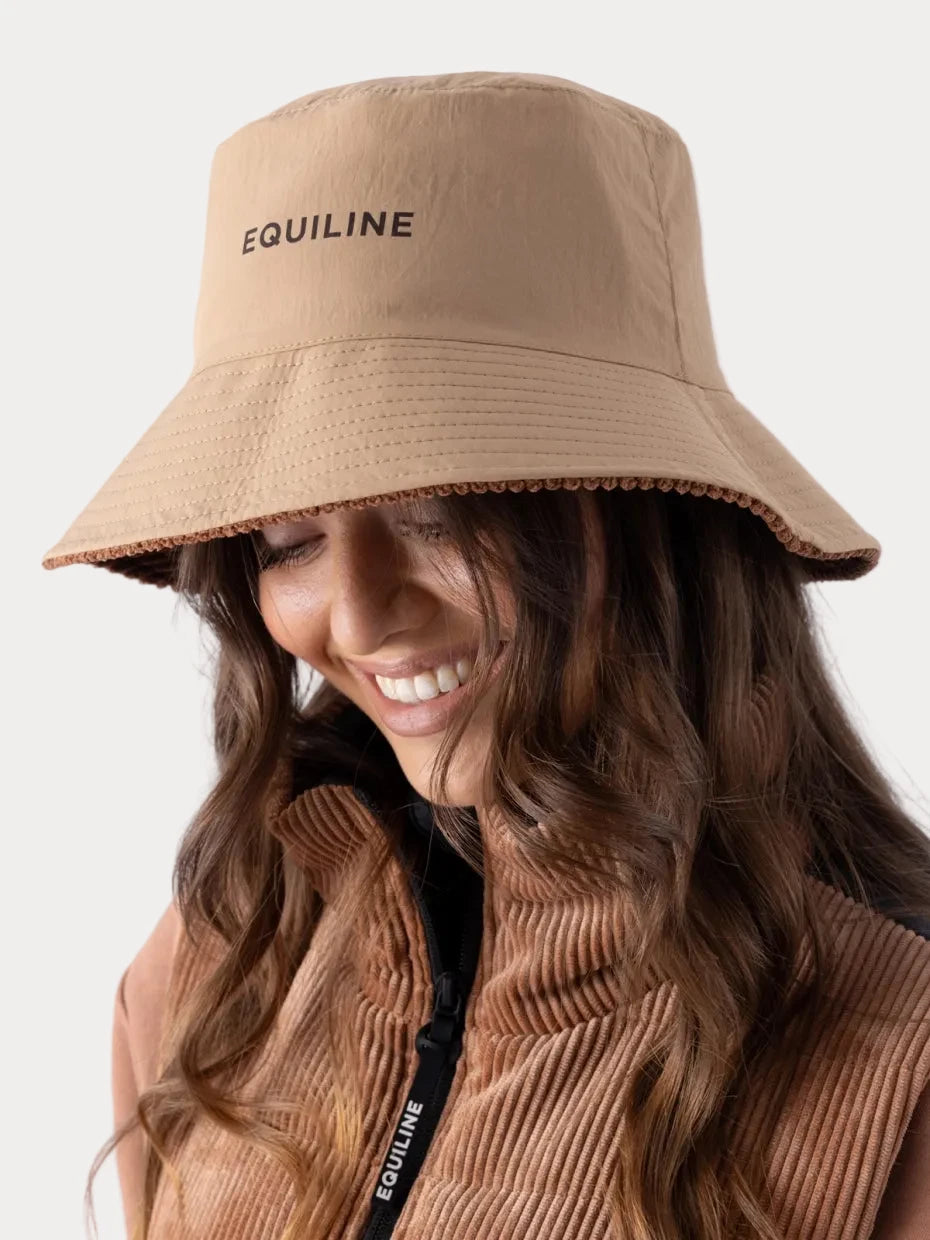 Bob réversible femme beige - EQUILINE