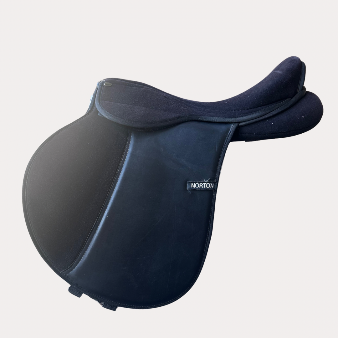 Selle synthétique Norton 17’